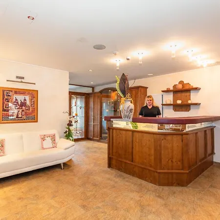 Alpenhof Szálloda 3*