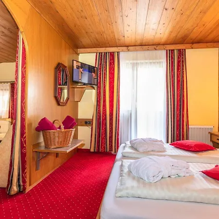 Apart Hotel Alpenhof Werfenweng Отель Верфенвенг