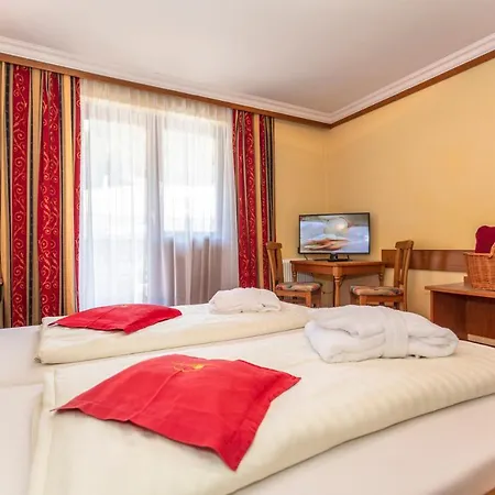Отель Apart Hotel Alpenhof Werfenweng