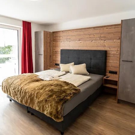 Alpenhof Aparthotel Werfenweng 3*