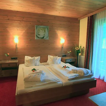 Alpenhof Szálloda 3*