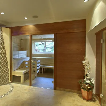 Szálloda Alpenhof 3*