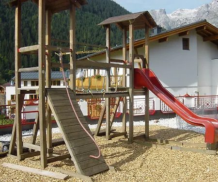 Wenger Alpenhof 3*