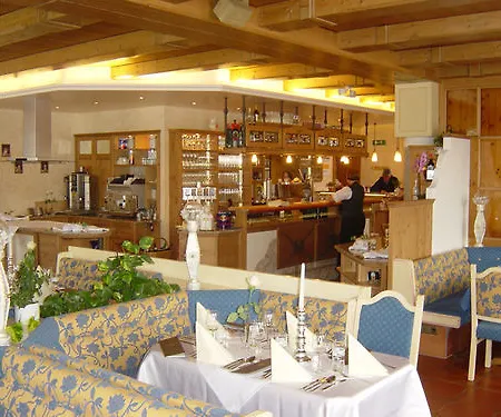 Wenger Alpenhof Hotel 3*