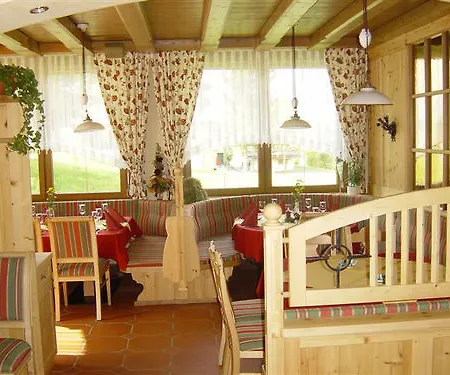Wenger Alpenhof 3*