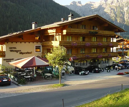 Apart Hotel Alpenhof Werfenweng Отель Верфенвенг