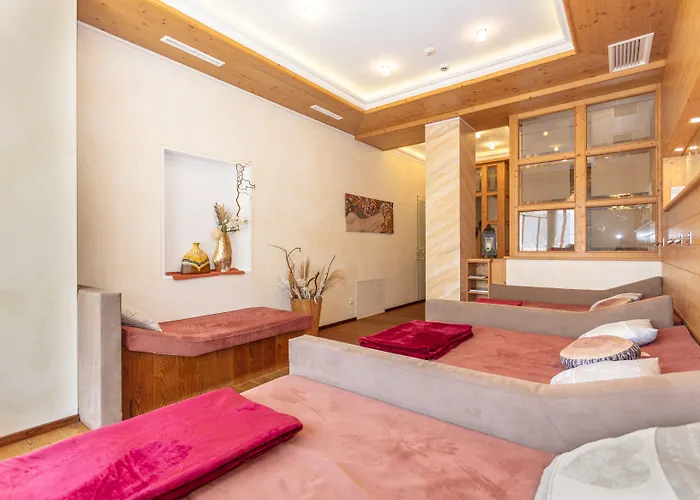 Alpenhof ヴェルフェンヴェンク